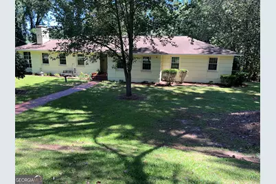 210 Taliaferro Drive, Hogansville, GA 30230 - Photo 1