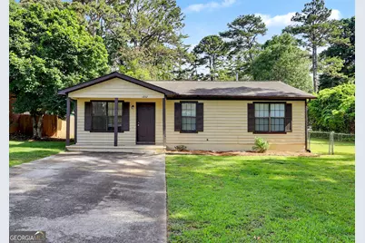 1252 Labelle Street, Jonesboro, GA 30238 - Photo 1