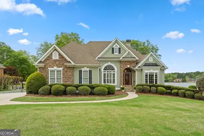 140 Bay Drive, Newnan, GA 30263 - Photo 1