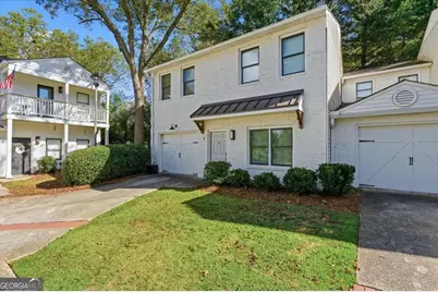 230 West Avenue #UNIT 5, Carrollton, GA 30117 - Photo 1
