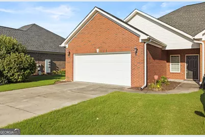 106 Kensington Drive SE, Calhoun, GA 30701 - Photo 1