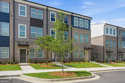 1422 Creekside Circle NW, Atlanta, GA 30318 - Photo 1