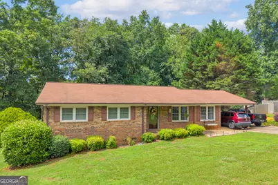 751 Collier Road, Toccoa, GA 30577 - Photo 1