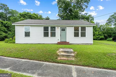 110 S 6th Street, Warner Robins, GA 31088 - Photo 1