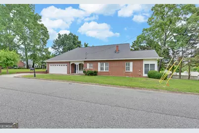 1261 Enota Avenue NE, Gainesville, GA 30501 - Photo 1