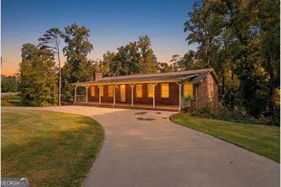 1042 Lakeland Drive, Toccoa, GA 30577 - Photo 1