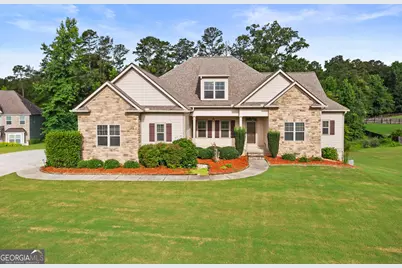 31 Palomino Court, Newnan, GA 30265 - Photo 1