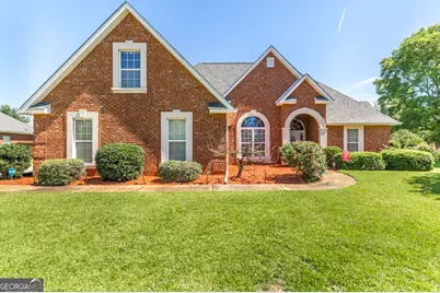 608 Twelve Oaks Drive, Warner Robins, GA 31088 - Photo 1
