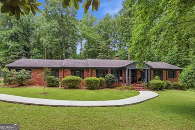635 Wisteria Drive SW, Marietta, GA 30064 - Photo 1