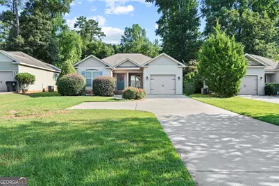 504 Leisure Lake Drive, Warner Robins, GA 31088 - Photo 1