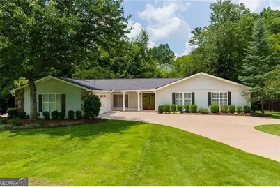 815 Fairfield Drive, Marietta, GA 30068 - Photo 1