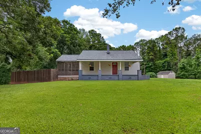 5801 West Point Road, Lagrange, GA 30240 - Photo 1