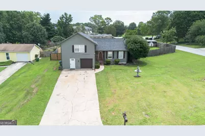 3802 Saddle Ridge Drive, Snellville, GA 30039 - Photo 1