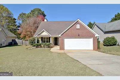 289 Baldwin Court, Newnan, GA 30263 - Photo 1