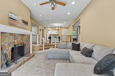 227 Shakespeare Drive #301, Clayton, GA 30525 - Photo 15