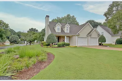 165 Pecan Crescent, Newnan, GA 30265 - Photo 1