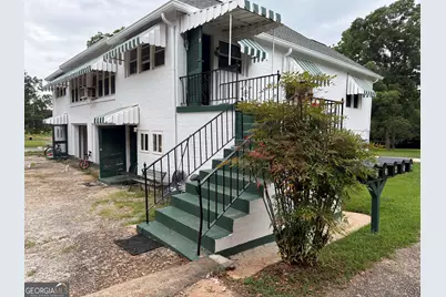 205 Georgia Avenue, Barnesville, GA 30204 - Photo 1