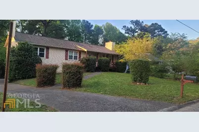 650 Lowell Drive, Marietta, GA 30008 - Photo 1