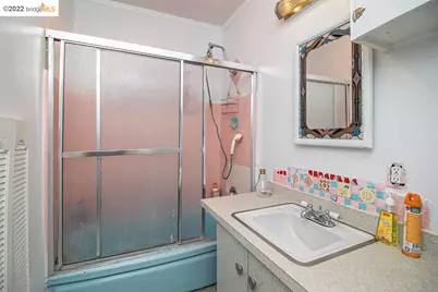 7755 Forsythe St, Los Angeles, CA 91042 - Photo 7