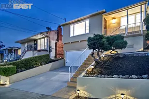 10600 Sheldon St, Oakland, CA 94605 - Photo 3