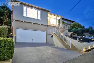 10600 Sheldon St, Oakland, CA 94605 - Photo 1