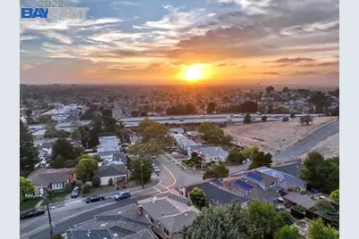 10600 Sheldon St., Oakland, CA 94605 - Photo 47