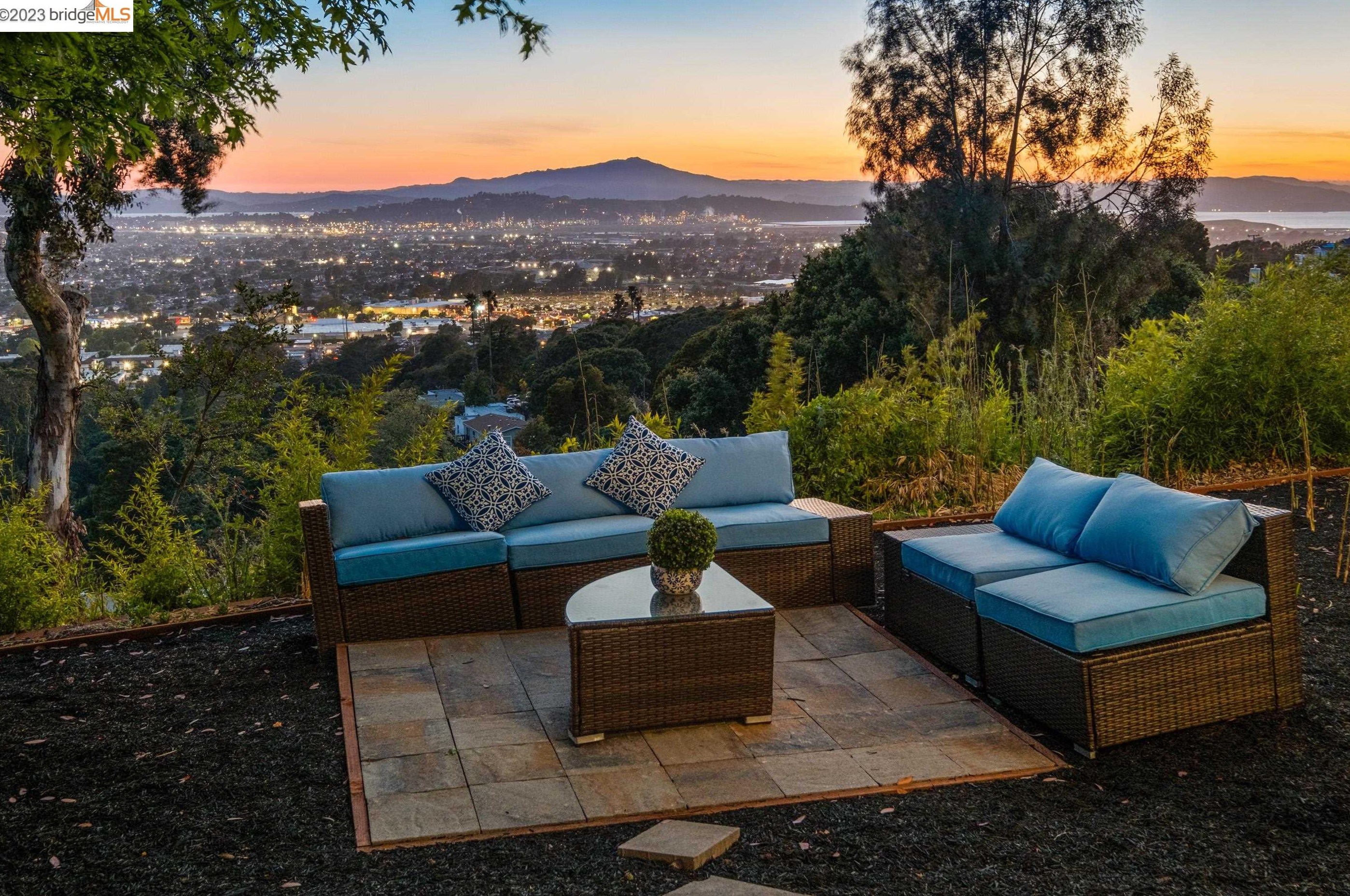 5929 Harbor View Ave, Richmond CA  94806-4239 exterior