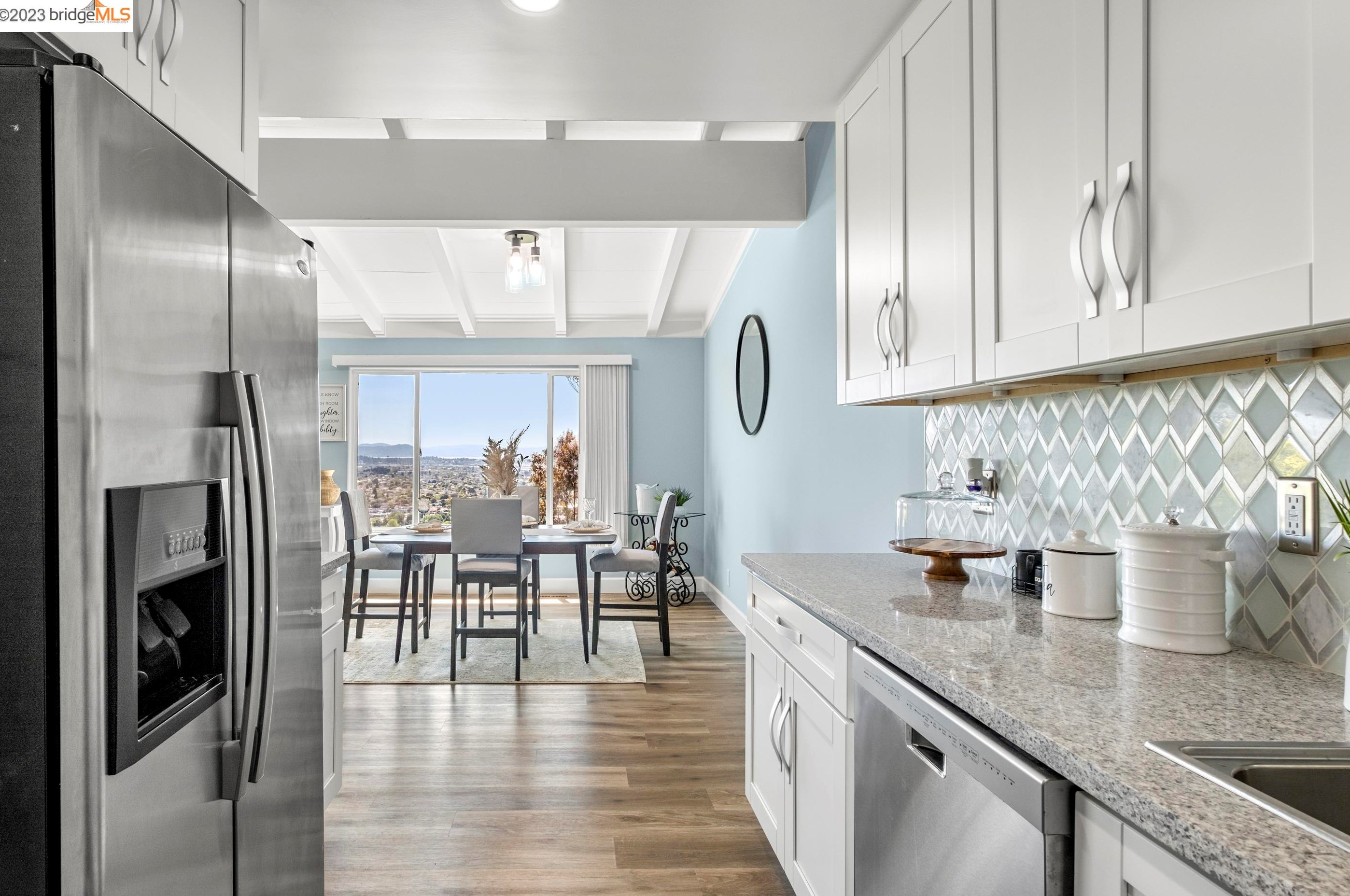 5929 Harbor View Ave, Richmond CA  94806-4239 exterior