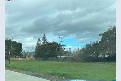 1698 D Street, Napa, CA 94559 - Photo 1