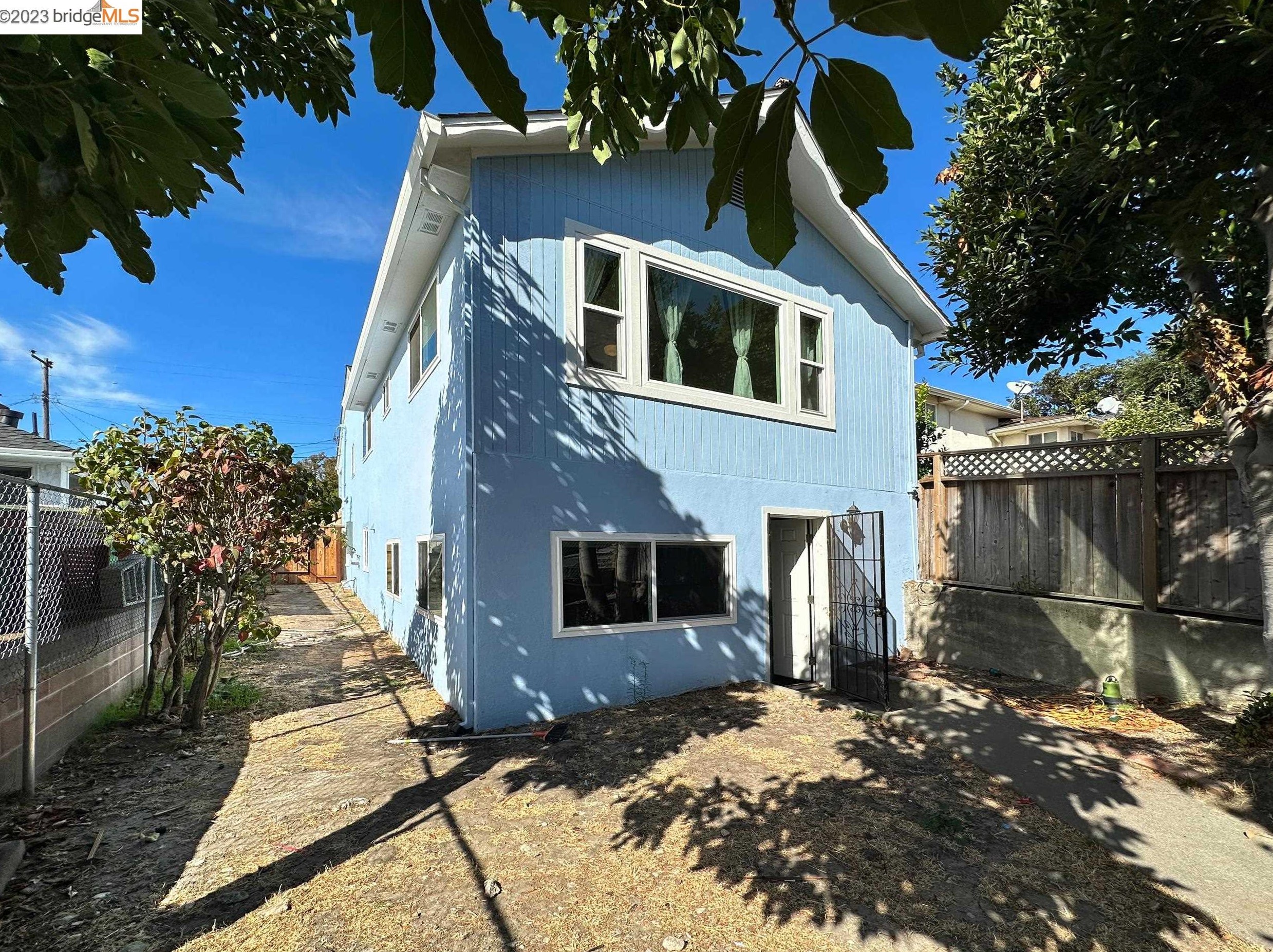 515 Sonoma Ave, Rodeo CA  94572-1634 exterior