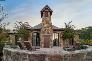 7 Country Oak Ln, Alamo, CA 94507 - Photo 37