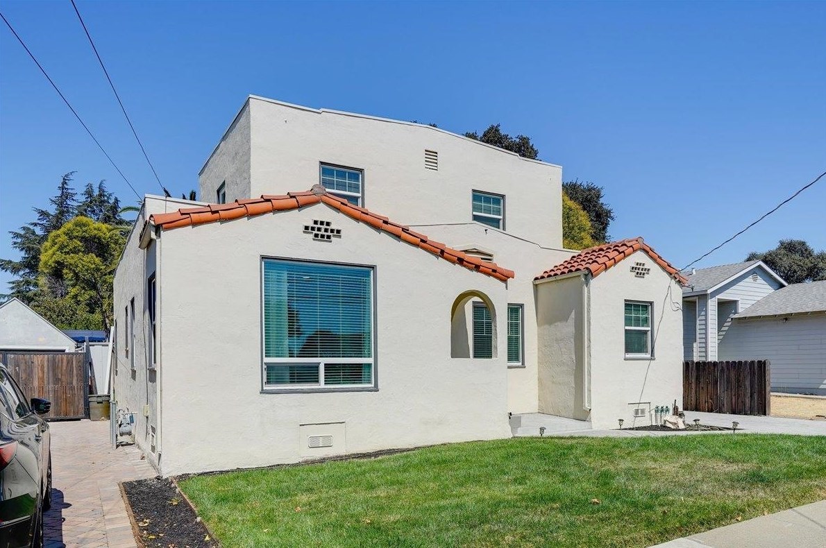 2939 Concord Blvd, Concord CA  94519-2610 exterior