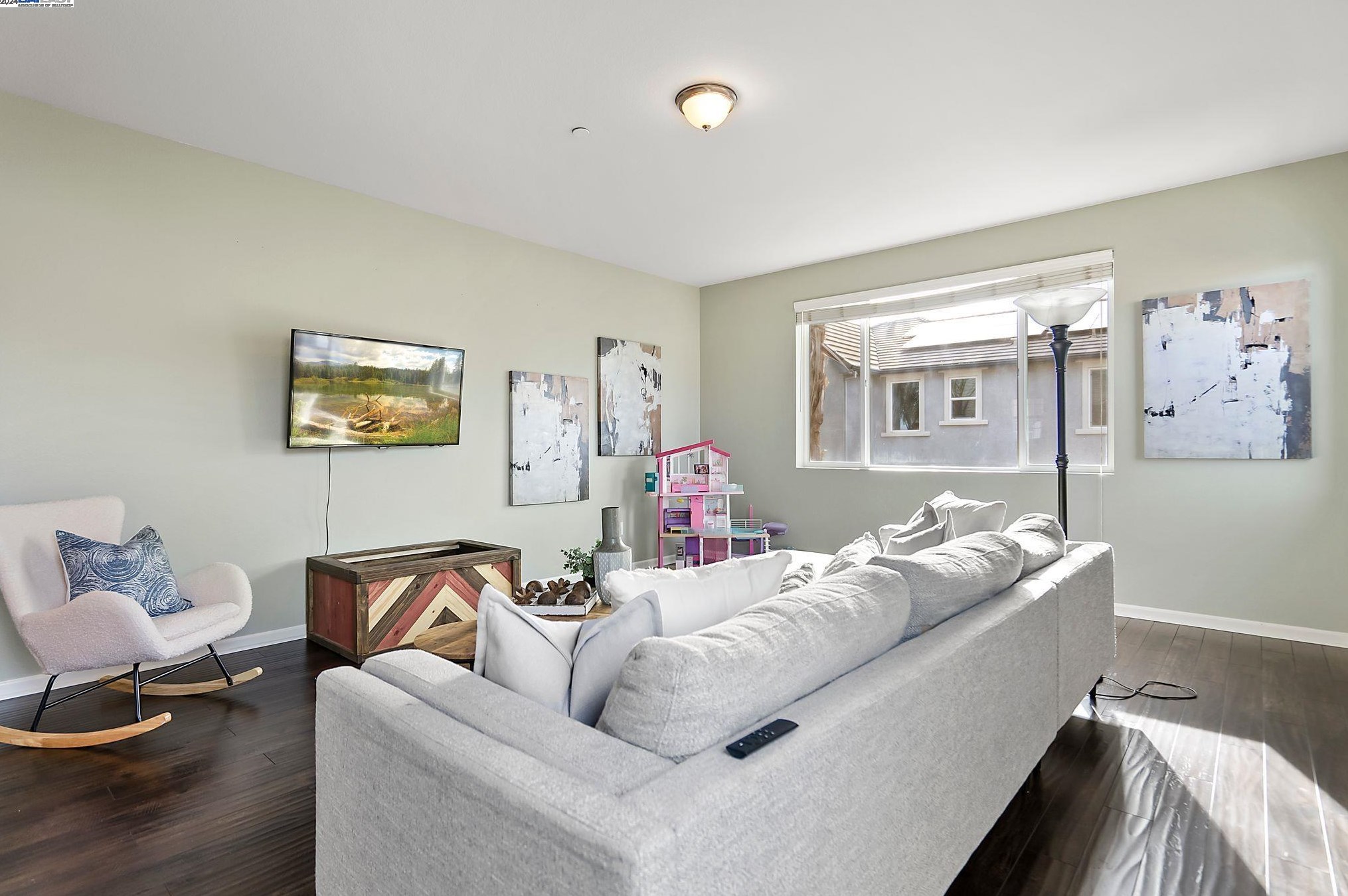 1653 Bedford Ct, Los Angeles CA  94513-5527 exterior