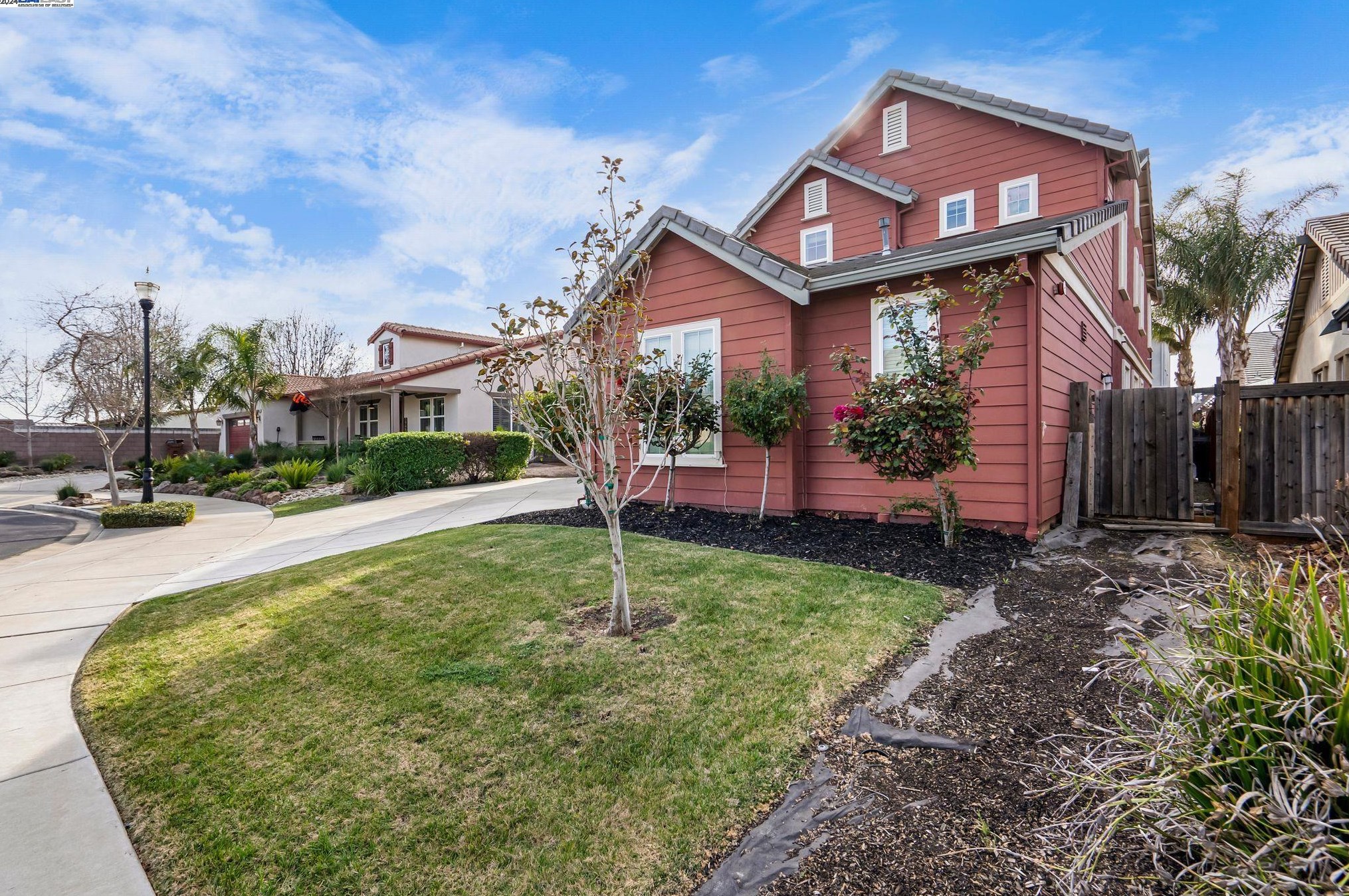 1653 Bedford Ct, Los Angeles CA  94513-5527 exterior