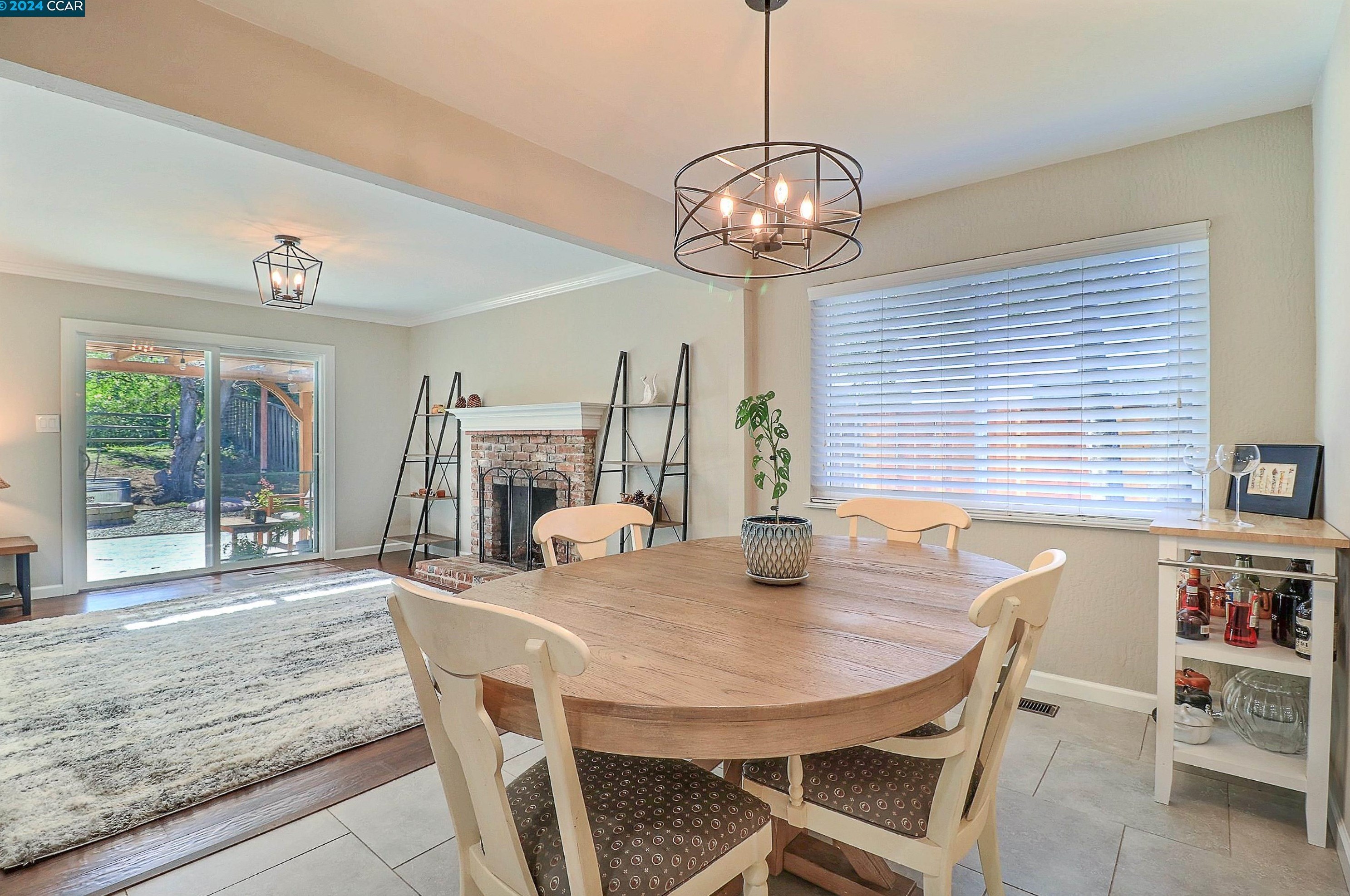 5024 Netto Dr, Concord CA  94521-2241 exterior
