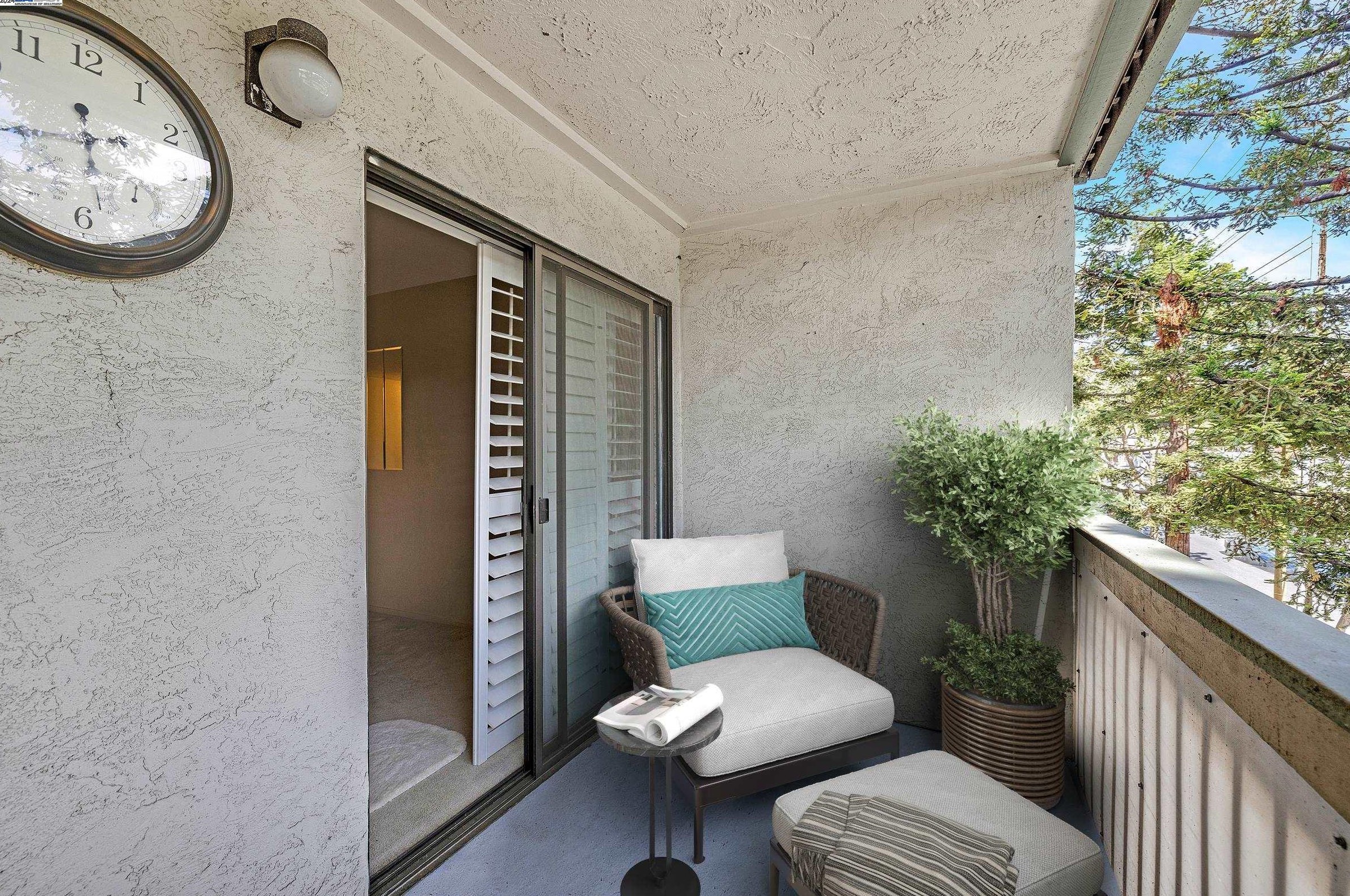 14101 14th St, San Leandro CA  94578-2766 exterior
