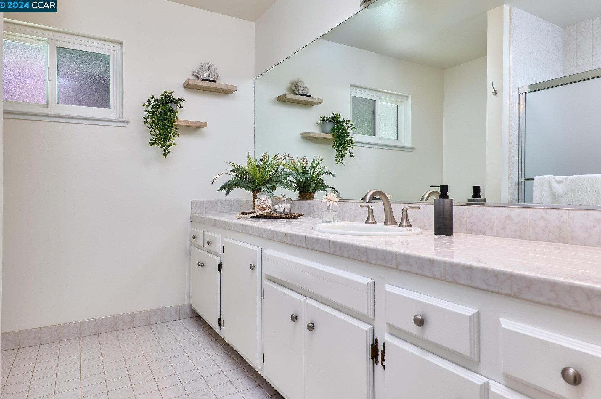 3860 El Campo Ct, Concord CA  94519-1823 exterior