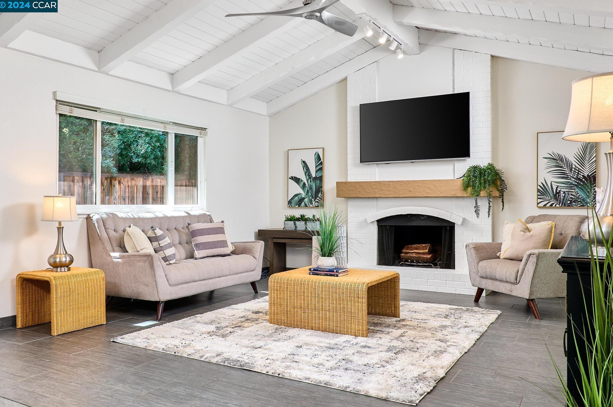 3860 El Campo Ct, Concord CA  94519-1823 exterior