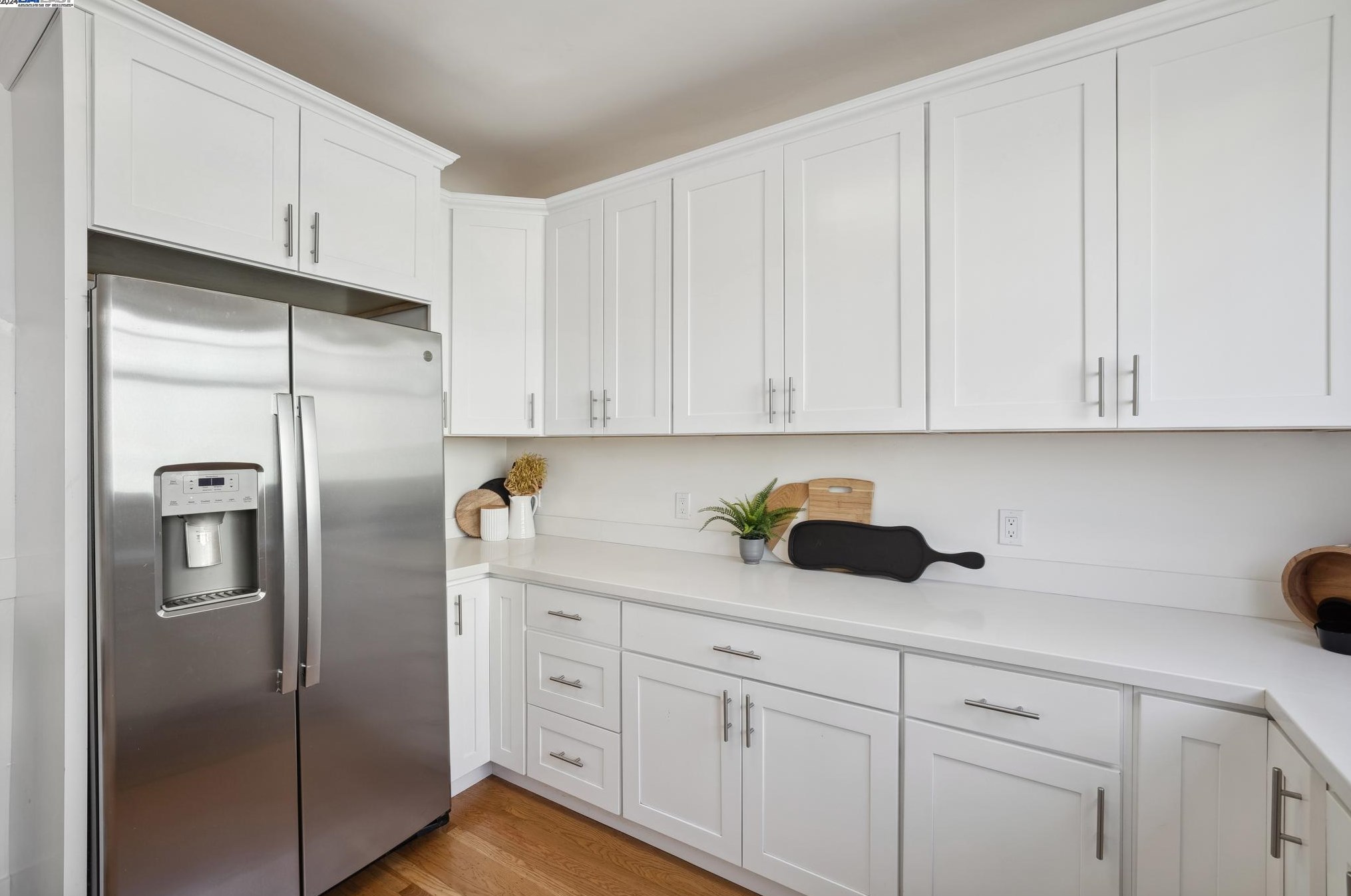 1837 Santa Clara Ave, Alameda CA  94501-2666 exterior