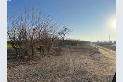 1290 Orange Ave, Patterson, CA 95363 - Photo 21