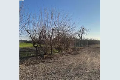 1290 Orange Ave, Patterson, CA 95363 - Photo 23