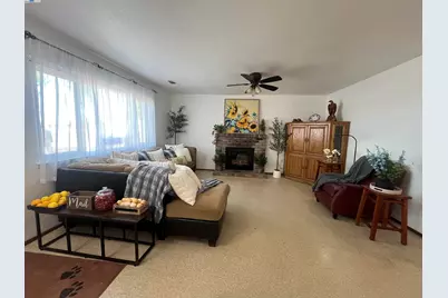 1290 Orange Ave, Patterson, CA 95363 - Photo 3