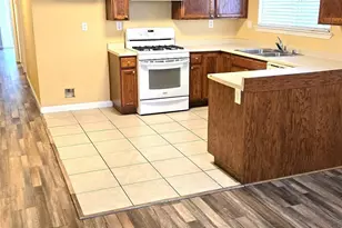 3135 Academy Way, Sacramento, CA 95815 - Photo 19