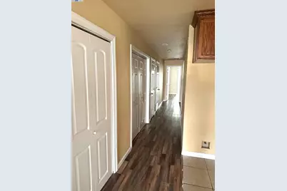 3135 Academy Way, Sacramento, CA 95815 - Photo 17