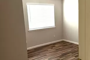 3135 Academy Way, Sacramento, CA 95815 - Photo 17