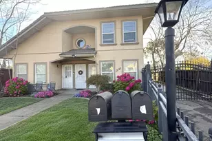 3135 Academy Way, Sacramento, CA 95815 - Photo 5
