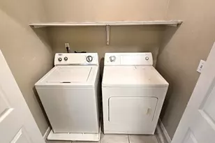 3135 Academy Way, Sacramento, CA 95815 - Photo 19