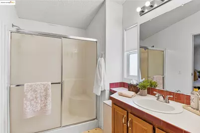 114 Zartop St, Oakley, CA 94561 - Photo 21