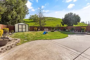 2901 Larkspur Dr, Antioch, CA 94531 - Photo 25