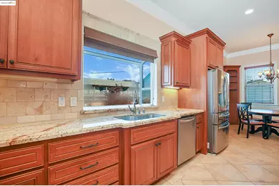 256 Douglas Ln, Pleasant Hill, CA 94523 - Photo 11